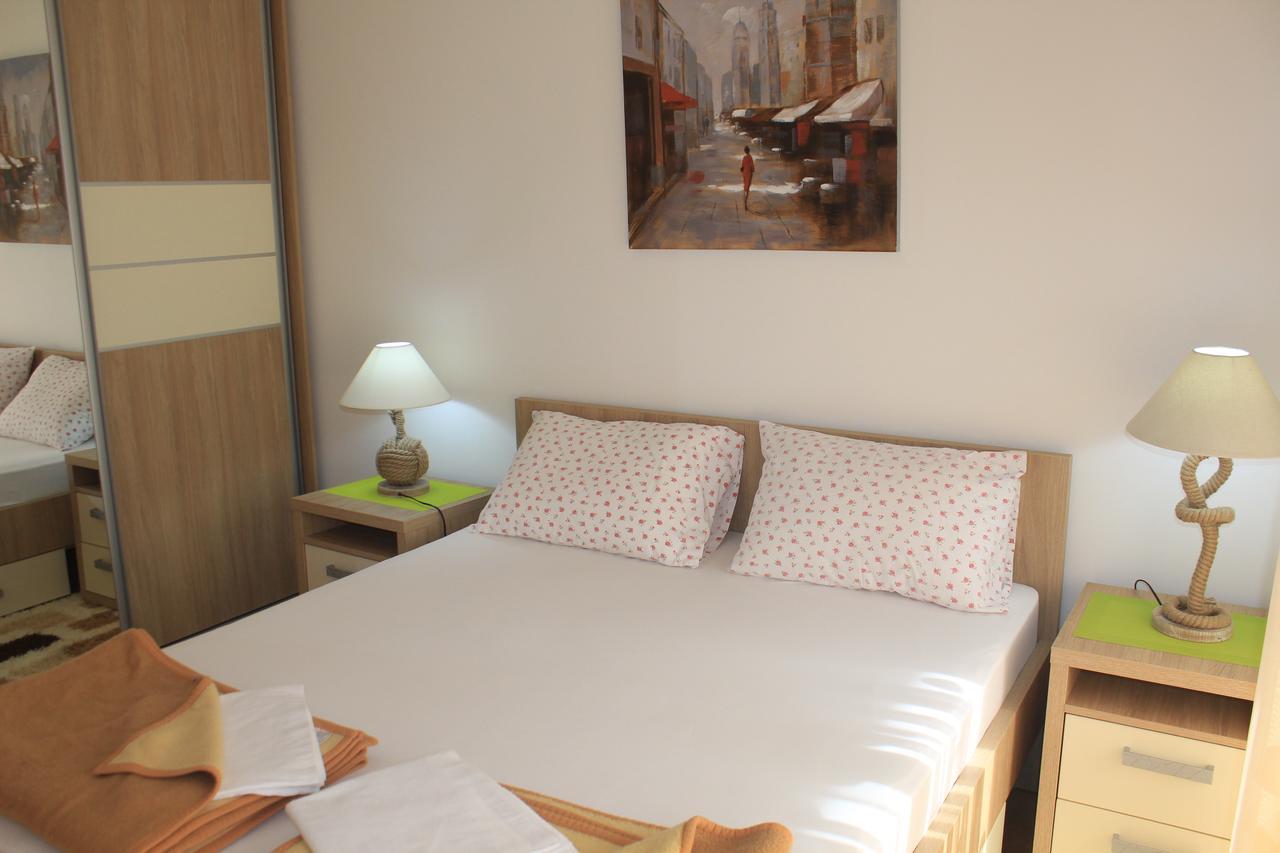 Pjerotic Apartment ブドヴァ エクステリア 写真